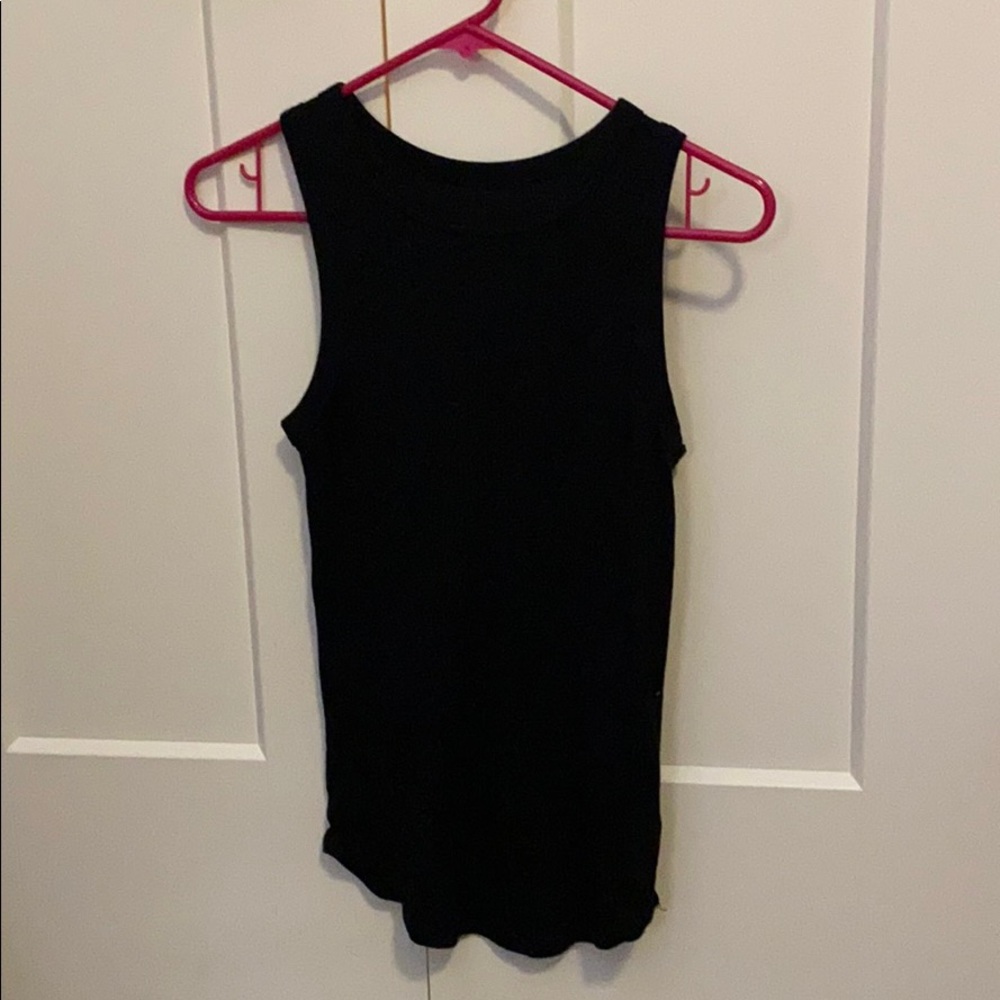 Black Tank